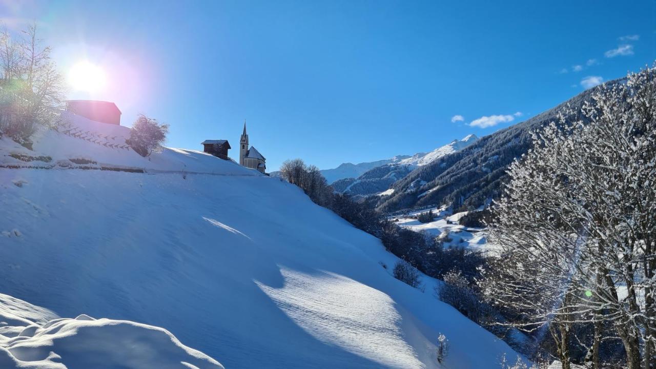Bed and Breakfast Chesa Prema Disentis Exterior foto